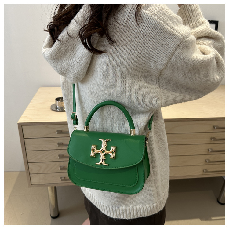 Cross-border retro underarm women's bag, this year's new fashionable single-shoulder bag, trendy and textured crossbody bag, casual tofu square bag undefined