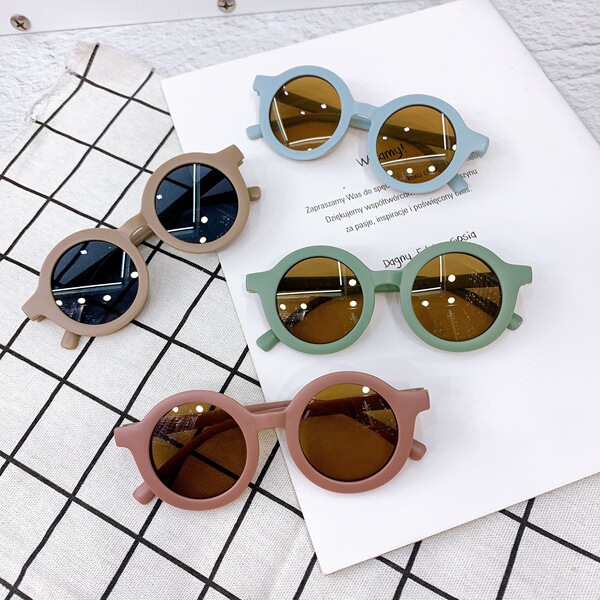 Retro children's sunglasses