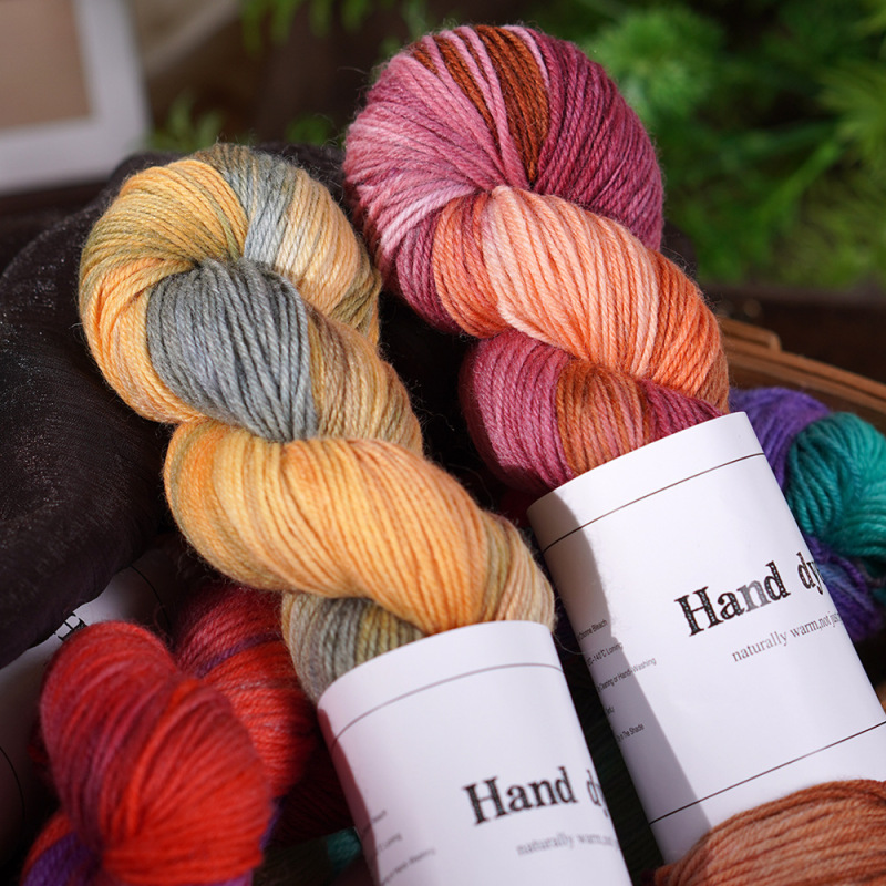 Hand-Dyed Gradient Handmade Wool Thread DIY Hand-Knitted Sweater Scarf Thread Wholesale Hand-Dyed Gradient Handmade Wool Thread DIY Hand-Knitted Sweater Scarf Thread Wholesale