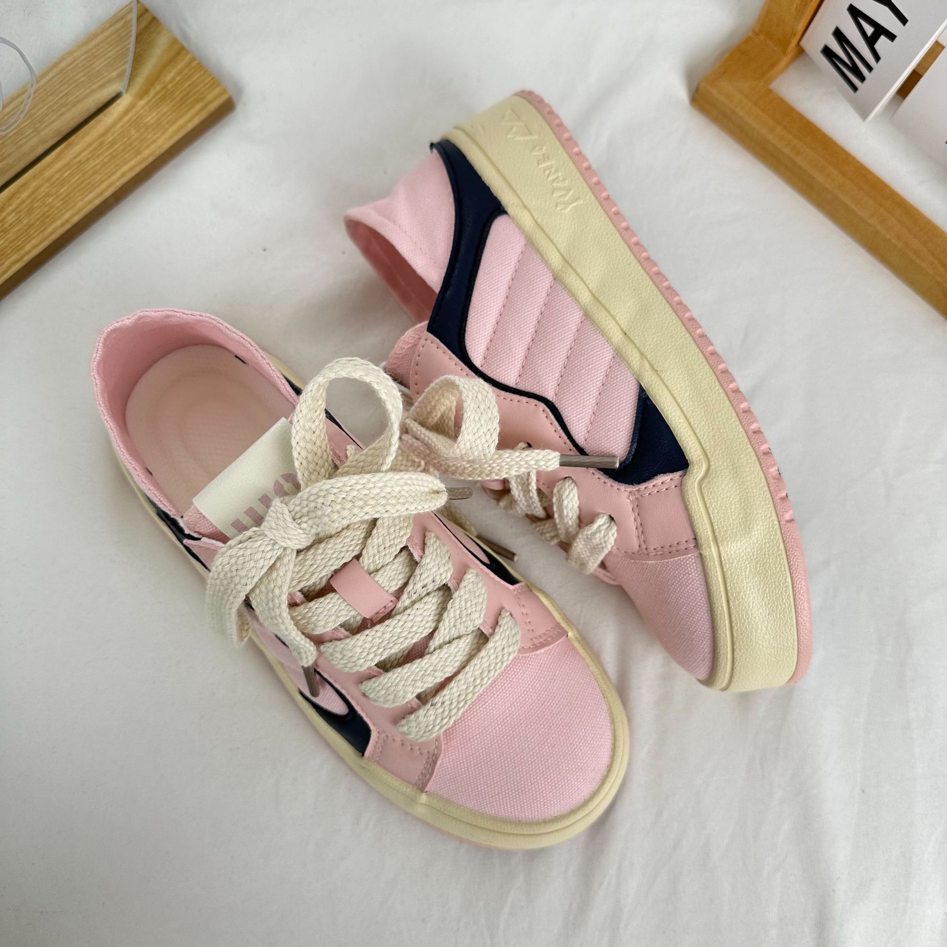 Yuanbo 2024 primavera nuevos estudiantes zapatos de lona de mujer coreana versátil callejera nuevos zapatos de piso plano image 7