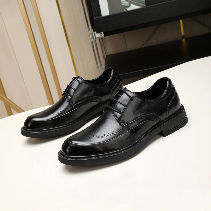 2024 мужская обувь первый слой тележка из модной деловой одежды, новая кожаная шнуровка, кожаная шнуровка, рабочая кожаная обувь