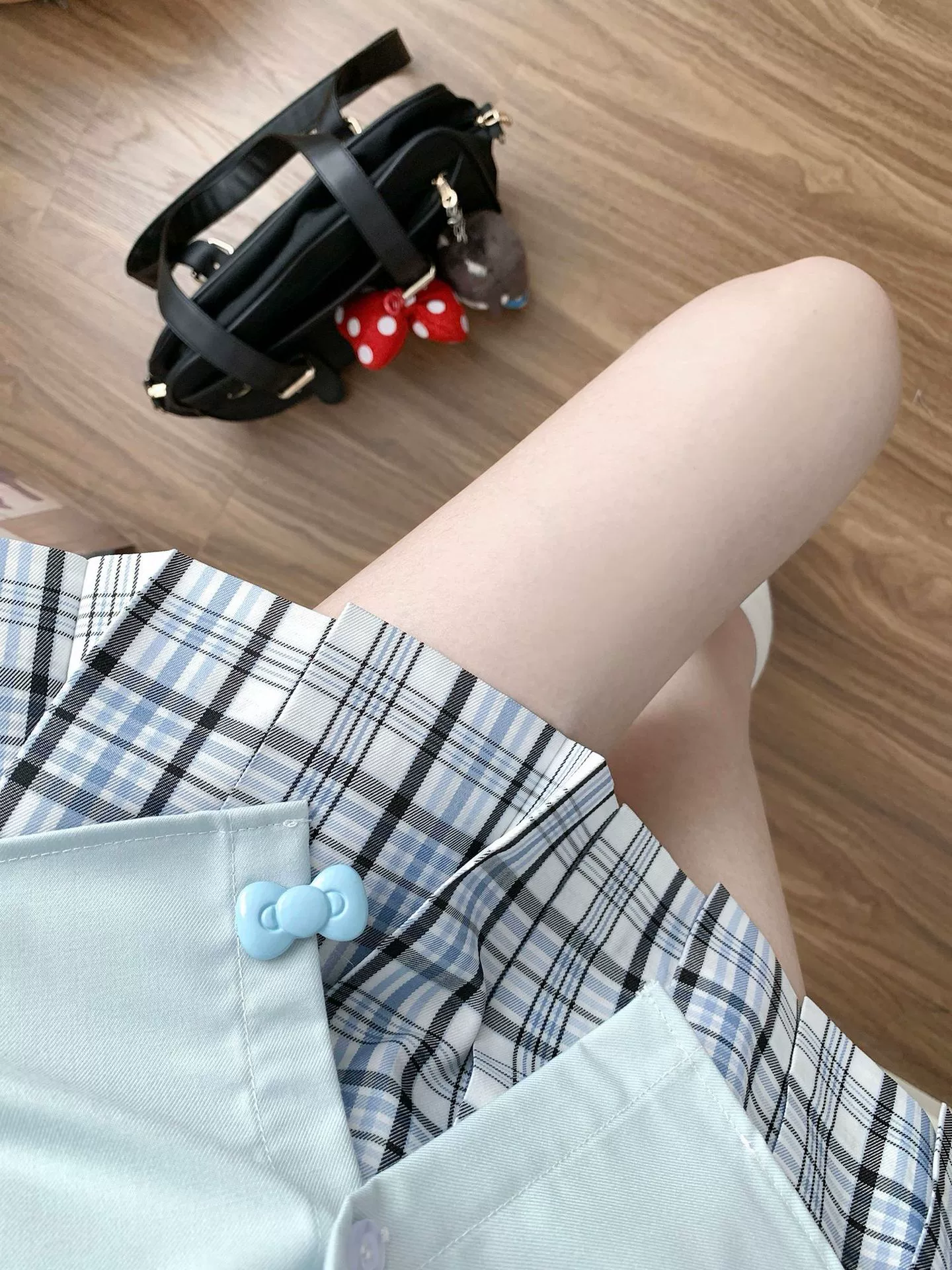 Genuine skirt, Japanese white colored uniform