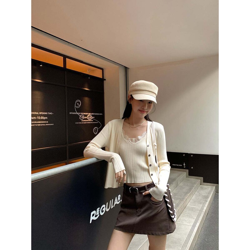 【Special Offer from Thirteen Rows, No Returns or Exchanges】 Ribbed V-Neck Knitted Cardigan for Women, Autumn Versatile Slim-Fit Long-Sleeve Top