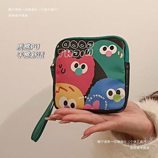 �W�����l�������̋����ռ{��Ů�����ɐ۵��ռ{��С����y�°��b��