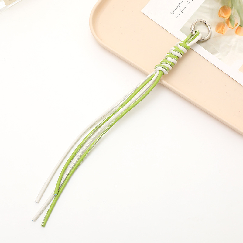 Nuevo tipo de cuerdas de cuero PU llavero colgante in bolsos de moda colgante cadena accesorios DIY tejido a mano