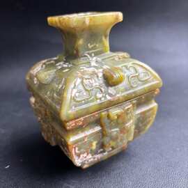 仿古兽面纹带盖玉鼎 岫玉方彝工艺品兽面纹带盖玉炉 玉石摆件