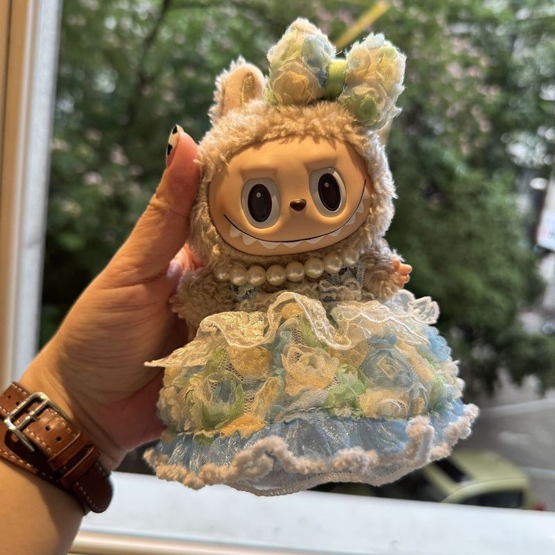 洋服のみ】ラブブぬいぐるみ服、パールネックレス、花びらガーゼスカート、ラブブ服アクセサリー|undefined