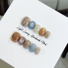 【安艺】榛果仿古典雅铆钉白光疗纯手工穿戴甲晕染高级感美甲贴片