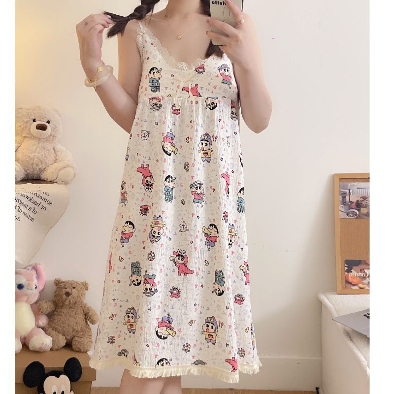 Japonés Crayon Shin-chan con almohadilla para el pecho, camisón, verano femenino, dulce servicio a domicilio, pijama de hilo de algodón de nube, se puede usar afuera