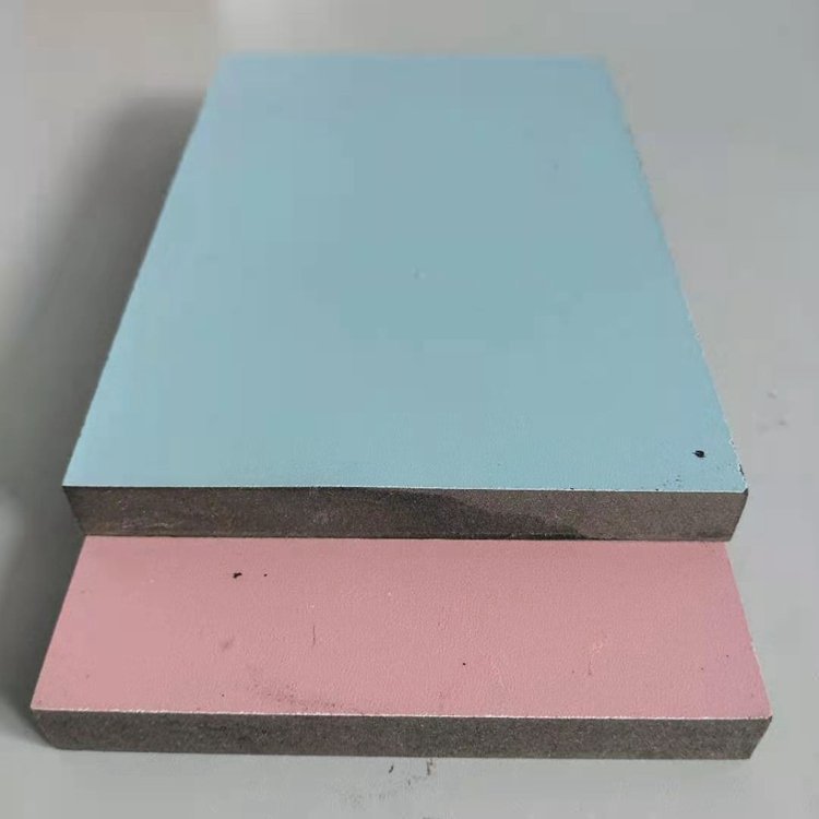 1 (21)