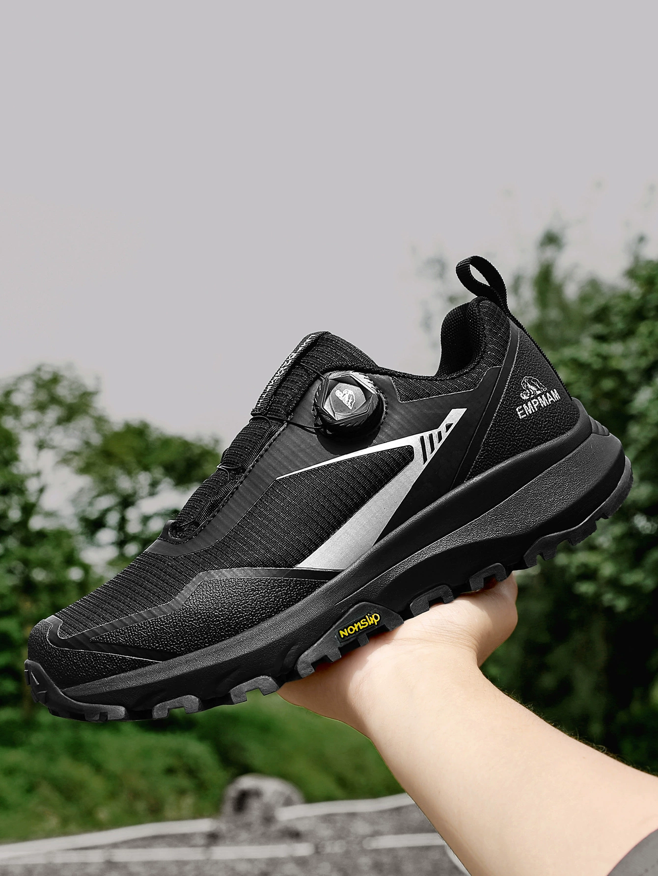 Подлинная имперская мамонтовая спортивная обувь на открытом воздухе