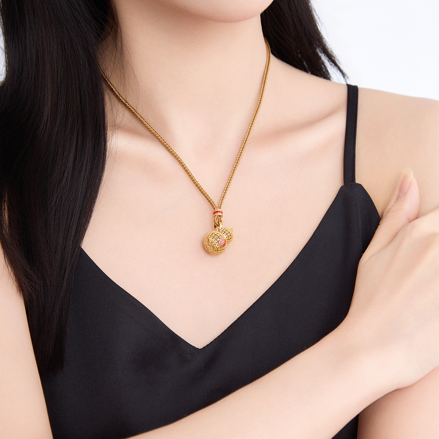 Xuping nuevo estilo chino retro estilo zen trenzado collar de aleación de cobre chapado 24k hueco collar de calabaza