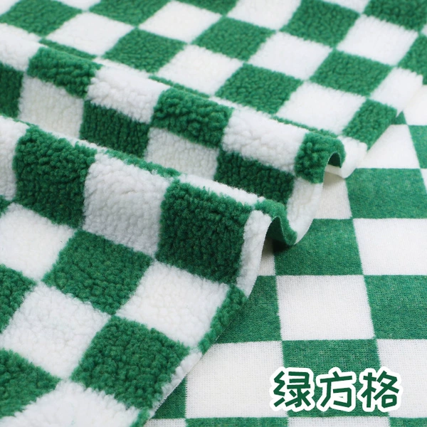 [绿方格]