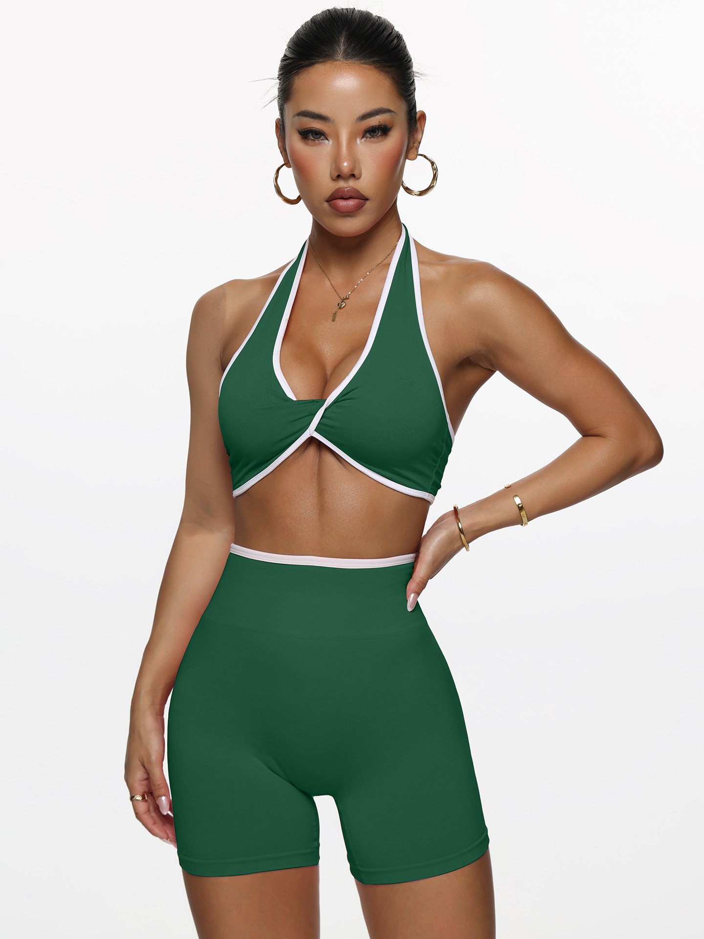 Traje de yoga sin costuras europeo y americano, color de contraste femenino, torcedura, sujetador de yoga, tops de fitness para correr, pantalones cortos de yoga