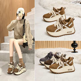 厚底阿甘鞋女2025年冬季新款复古增高显脚小老爹鞋加绒休闲运动鞋