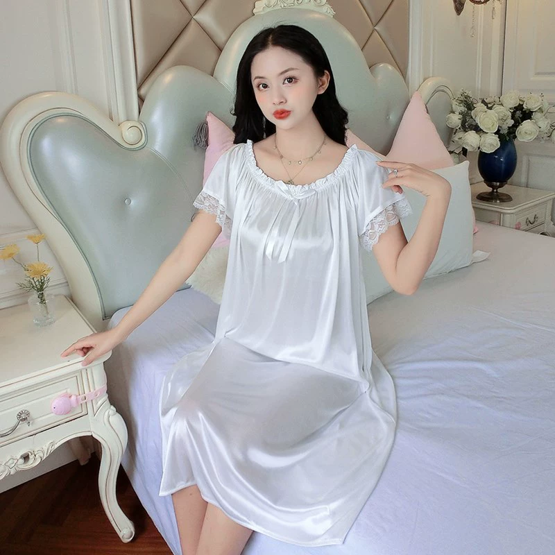 Шелковая ночная рубашка oversize средней длины, короткие рукава, one size (обхват груди 120 см, длина 1 м)