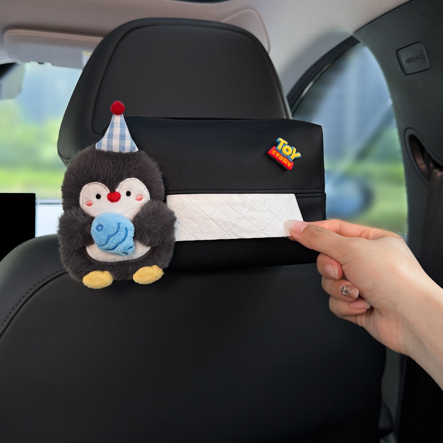 2026 New Car Tissue Box for Front and Rear Seats, Headrest Hanging Tissue Bag, Cute Penguin Design for Women