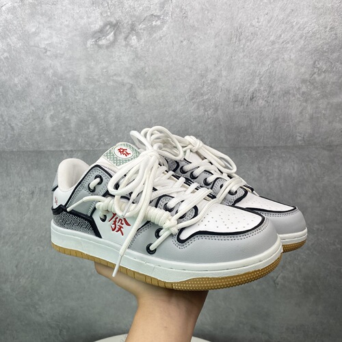  Summer New Original Board Shoes for Women with Mahjong Elements, Wealthy Breathable Color-Matched Dual Strap Casual Shoes for Men