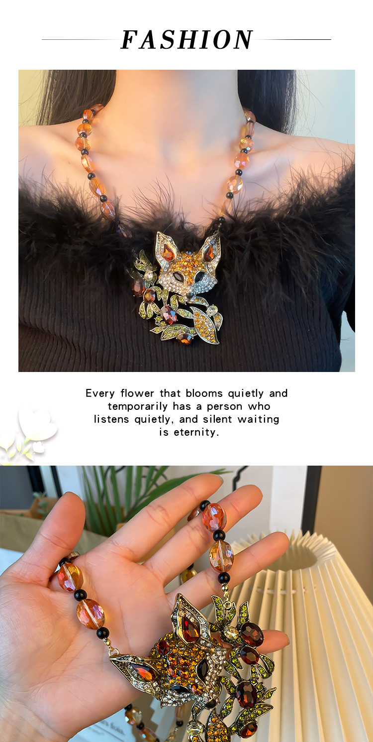 Exaggerated Diamond Studded Personalized Necklace, Three-dimensional Unique Crystal Neck Decoration, Cute Little Fox Sweater Chain Accessories_voghion.com