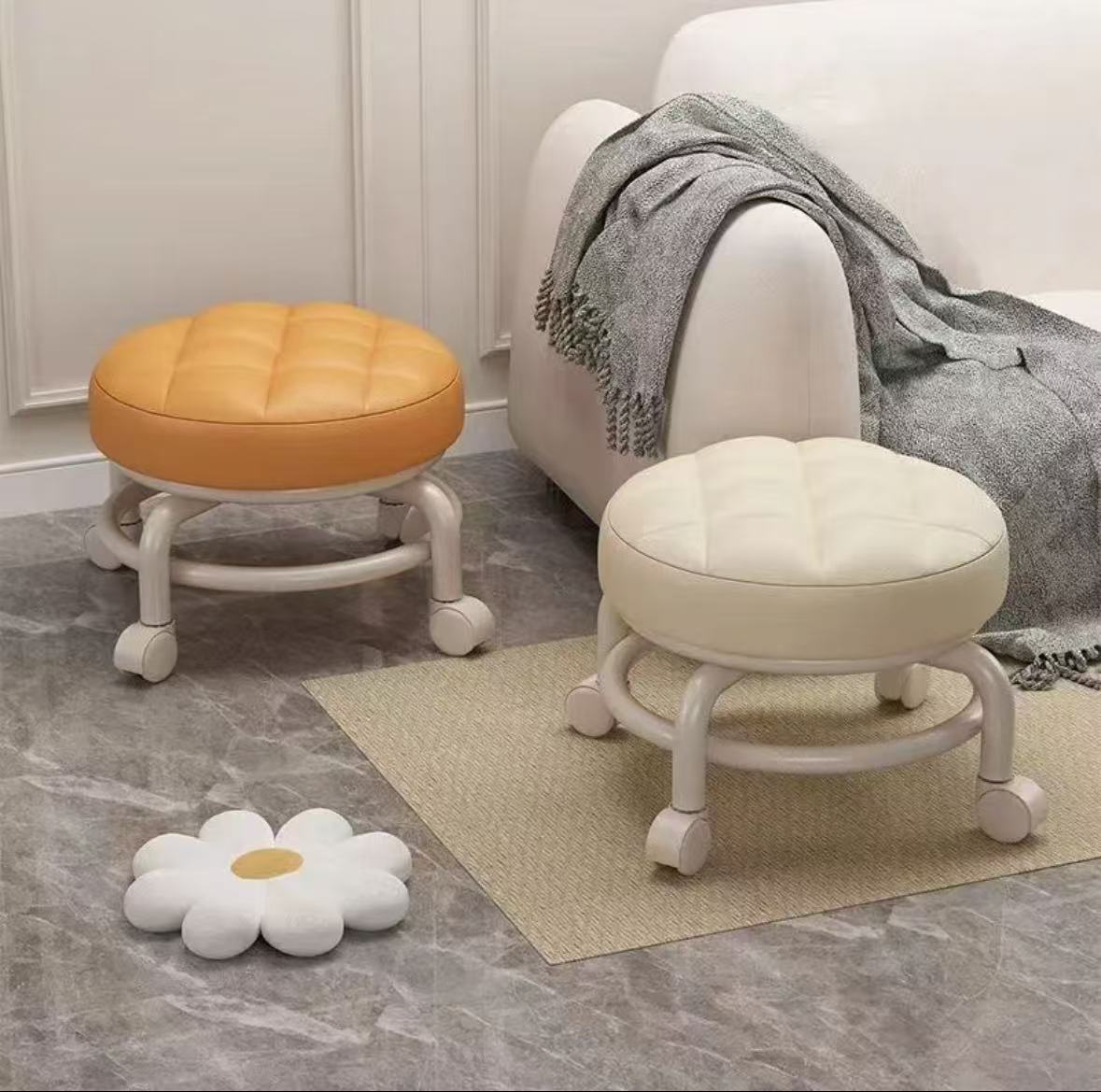 Universal Wheel Internet Celebrity Small Stool Quiet Pulley Low Stool Beautiful Seam-wiping Foot-wiping Round Stool Sliding Baby Learning Pulley Stool