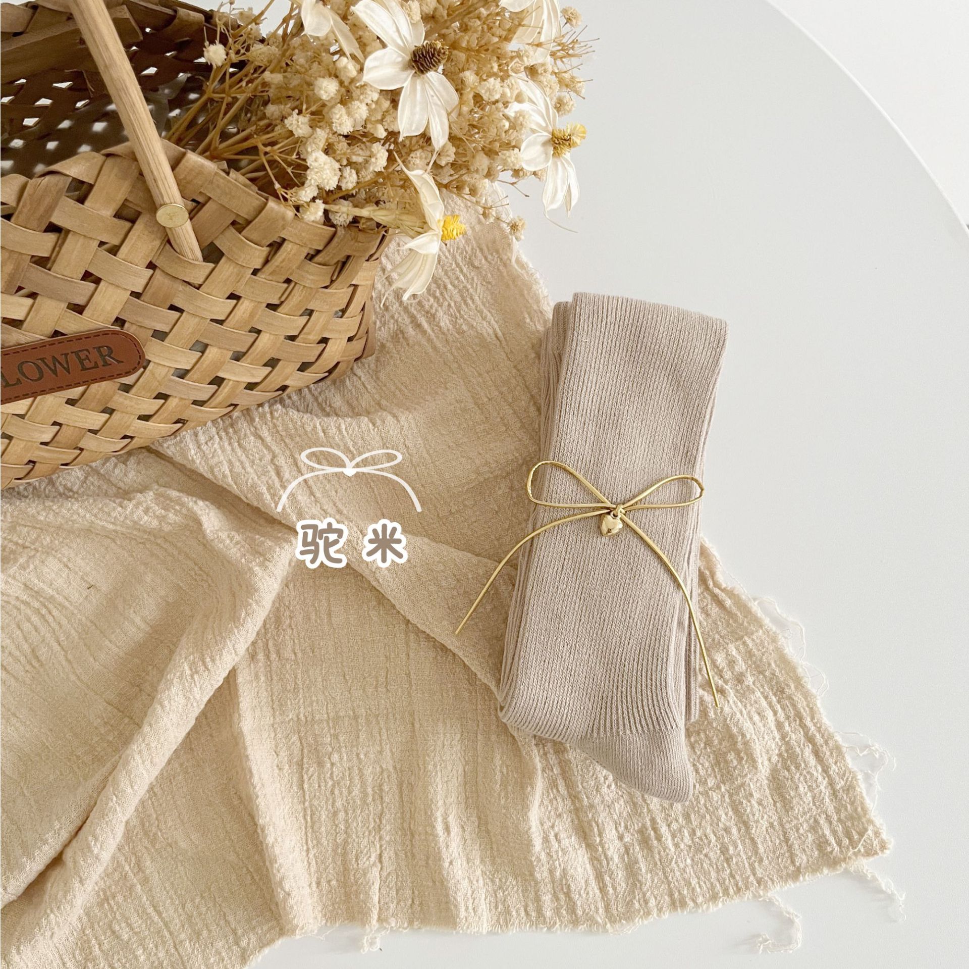 Camel-moonlight shining