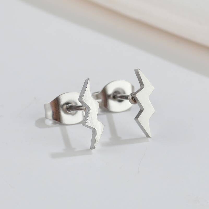 Fashion Lightning Titanium Steel Ear Studs Plating No Inlaid Stainless Steel Earrings display picture 3