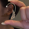 Ear clips, fashionable universal earrings, no pierced ears