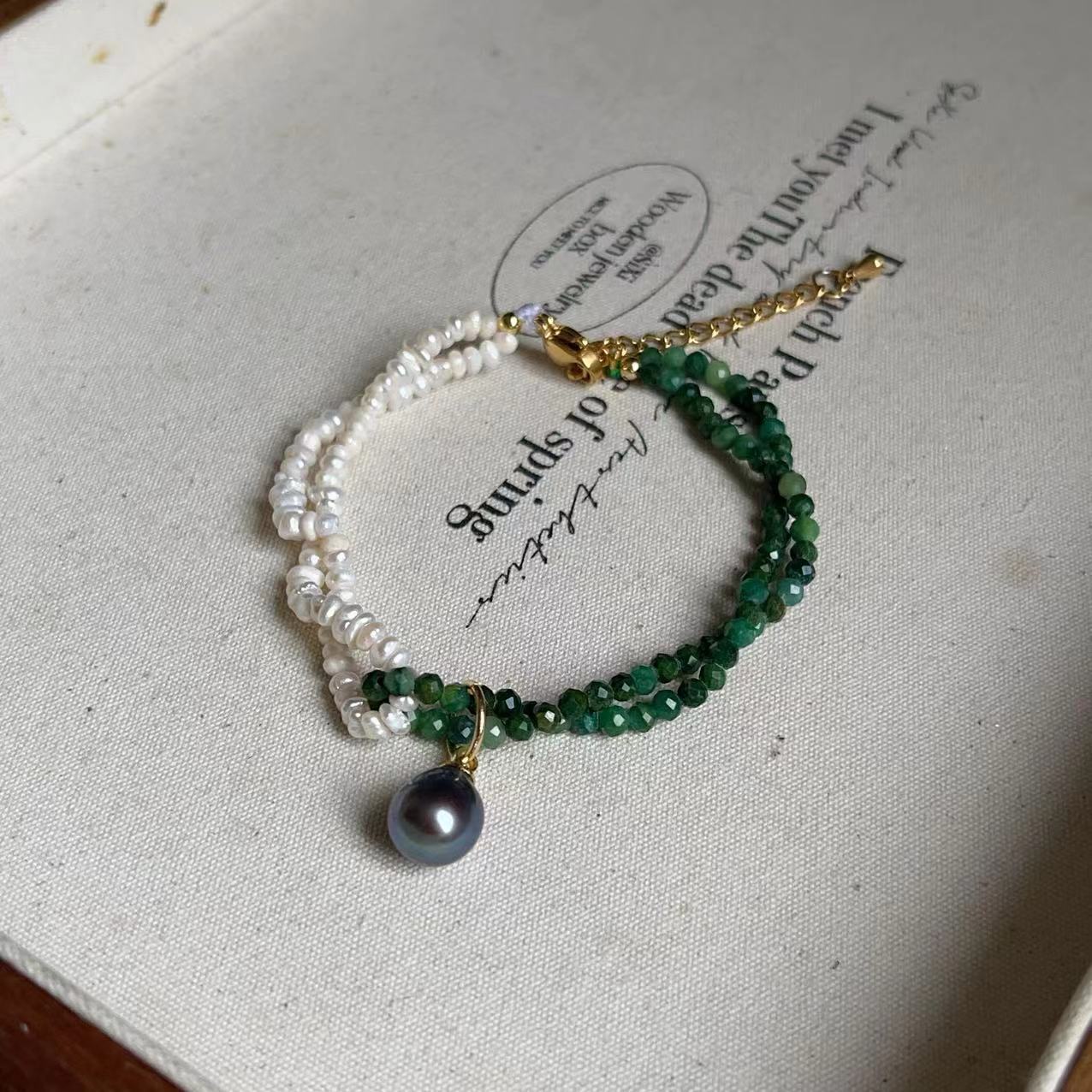 Luz de lujo personalidad barroco irregular rosa piedra de agua dulce perla pulsera temperamento femenino drawable grava pulsera