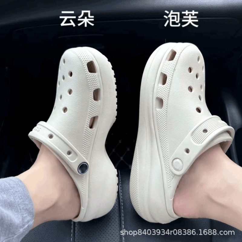 Source Factory Croc Shoes Putian Cloud Puffs Men's and Women's Same Style 2025 New Hot Style Breathable and Shit-Feeling