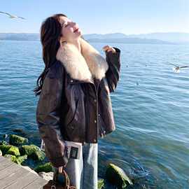 高端洋气真毛领皮衣羽绒服外套女冬季今年新款酷飒气质白鸭绒爆款