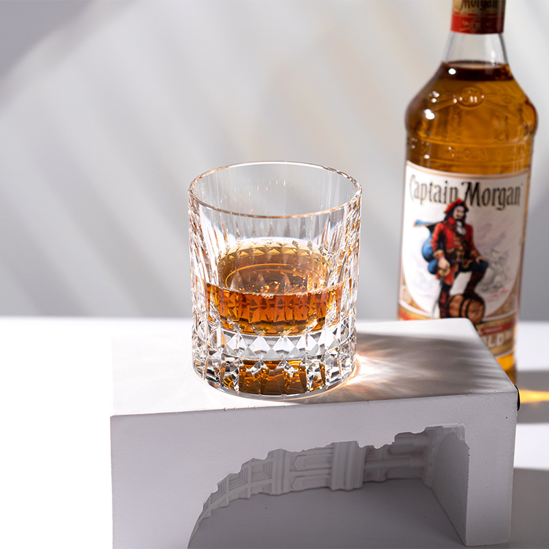 Nuevo estilo europeo whisky vino vidrio moda K9 cristal vino vidrio luz lujo hogar whisky creativo cristal taza