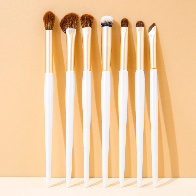 Cepillo de 7 juegos blanco (mango de madera - bolsa oppo)