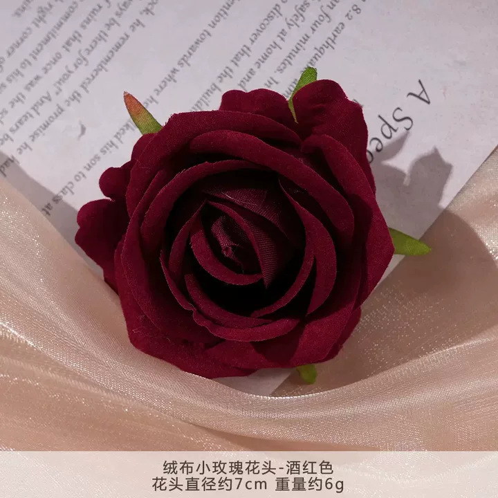 Rosa de Terciopelo Artificial de Seda Alta Simulación para Escenas de Bodas y Arcos