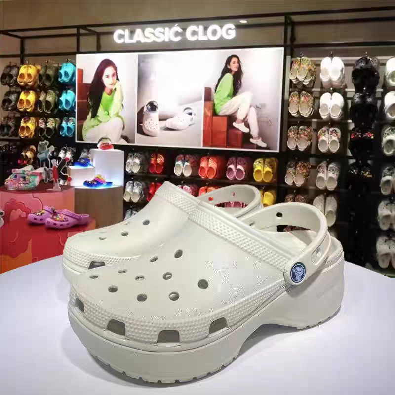 Original 2025 Summer Cloud Platform Height-Increasing Non-Slip Casual Beach Shoes Closed-Toe Clogs Sandals for Women with Hollow Design Original 2025 Summer Cloud Platform Height-Increasing Non-Slip Casual Beach Shoes Closed-Toe Clogs Sandals for Women with Hollow Design