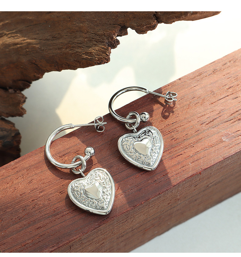 Real Gold Plated Plating Material Earrings, Necklace Classification Daily Occasion 304 Stainless Steel Material PVD Coated Real Gold Plated Heart Shape Titanium Steel Fashion Waterproof Non Tarnish Earrings Necklace