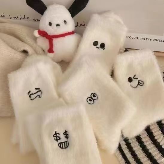 ウールの靴下の厚い靴下の女性の秋冬の季節にベルベットの厚い靴下のミンクのベルベットの睡眠靴下の暖かい床の靴下|undefined
