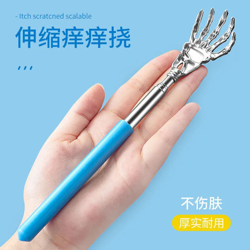 むずむずしてかゆい神器をつかんで背中のシミュレーションをします。|undefined