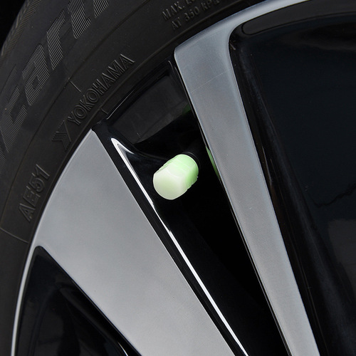 Car tire luminous valve cap car electric vehicle motorcycle valve cap luminous valve core cover universal tire