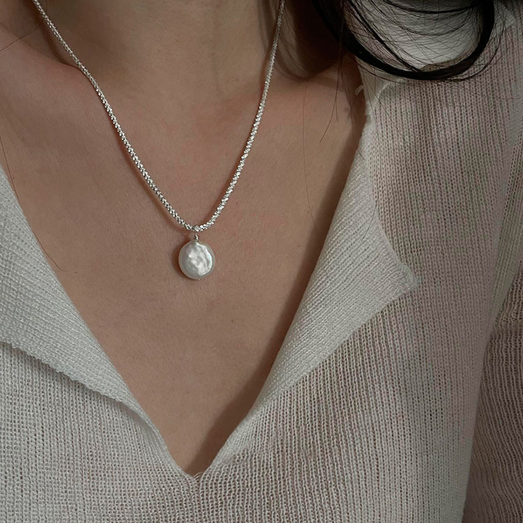 6g Weight Mother pearl shellfish Pendant Material Pendant Necklace Classification 925 sterling silver Chain Material Holiday, Daily Occasion Freshwater Pearl, Sterling Silver Material Geometric Pattern Women's Gender Polishing Design Elegant, Simple Style Style Freshwater Pearl Sterling Silver Polishing Geometric Pendant Necklace 8