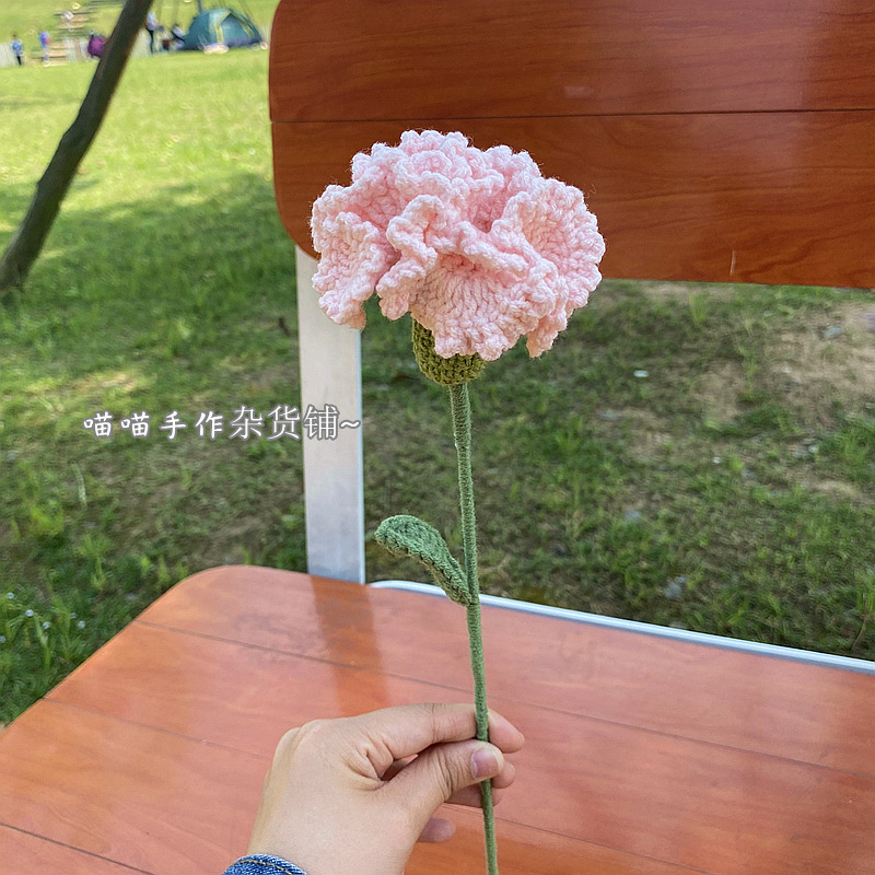 完成した手織りバラ、スズラン、ヒマワリ、造花、ウールニットブーケ、花飾り、ギフト|undefined