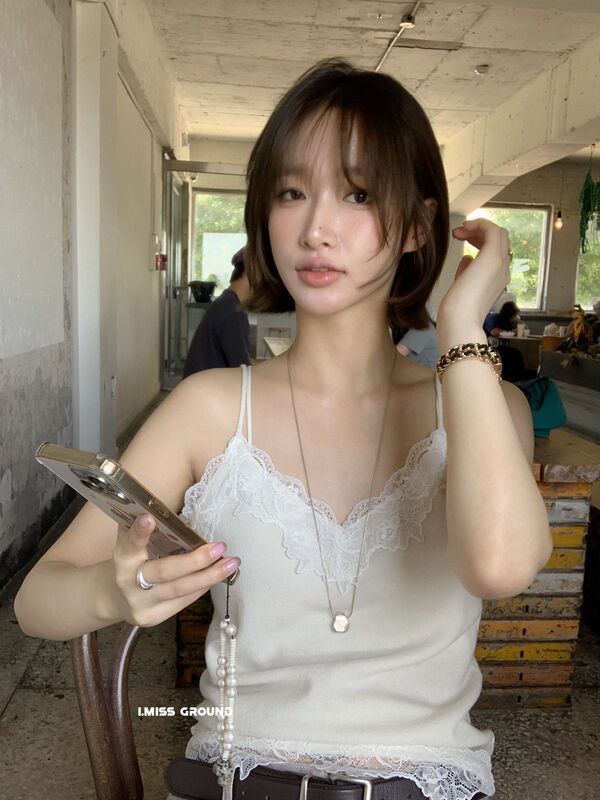 imiss 绝美！高品质100%羊毛舒适蕾丝拼接V领优雅花边吊带针织衫|undefined
