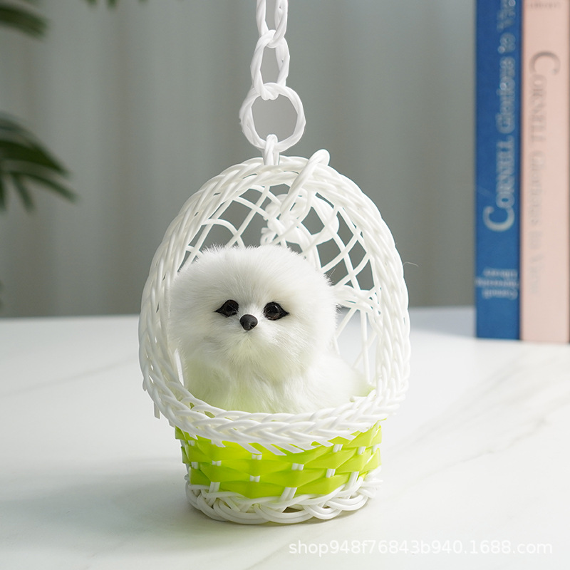 녹색 교수형 바구니 + 흰색 개가 짖습니다