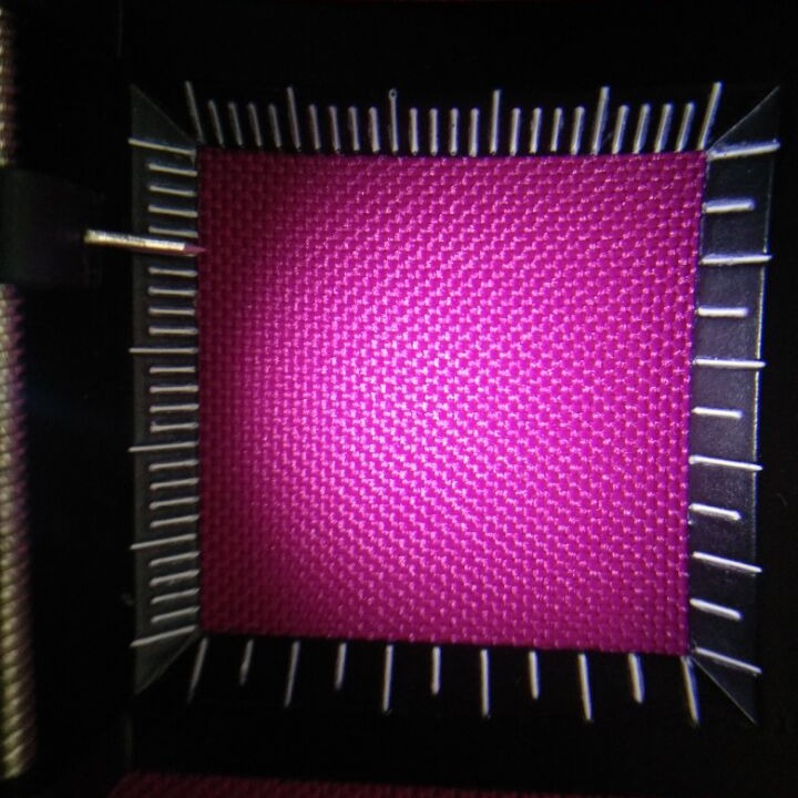 300D弹丝无网络点牛津布箱包服装面料