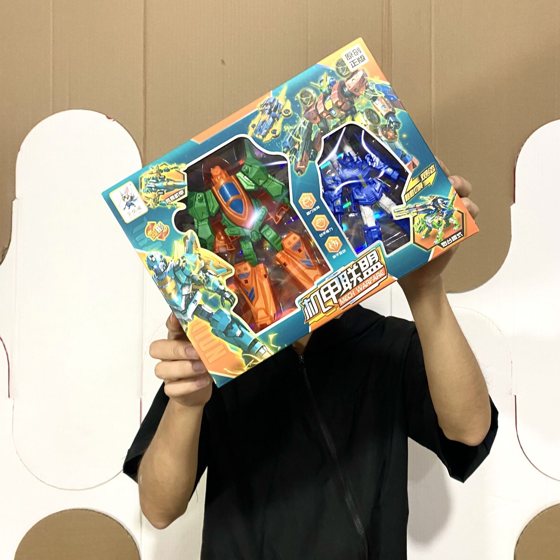 Caja de regalo para niños avispa Mech deformación máscara traje coche robot juguete para niños Agencia regalo inscripción