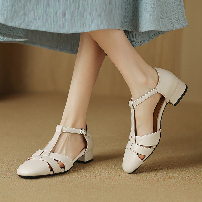 Sandal nữ bít mũi khóa chữ T phong cách La Mã cổ điển, gót thấp — Màu trắng be chi tiết 19