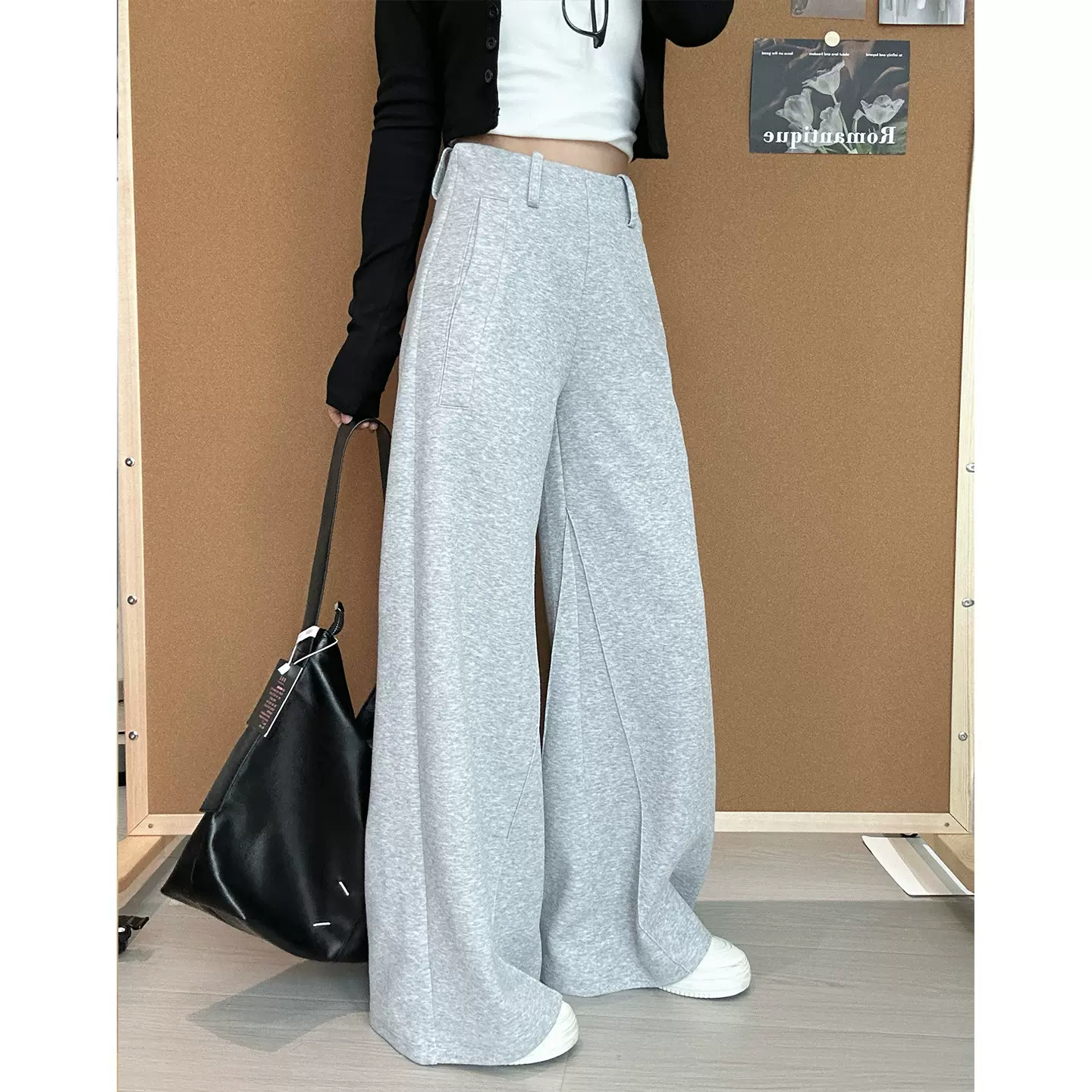 阔腿裤女秋冬新款加绒微喇运动裤高腰显瘦垂坠感宽松休闲卫裤裤子