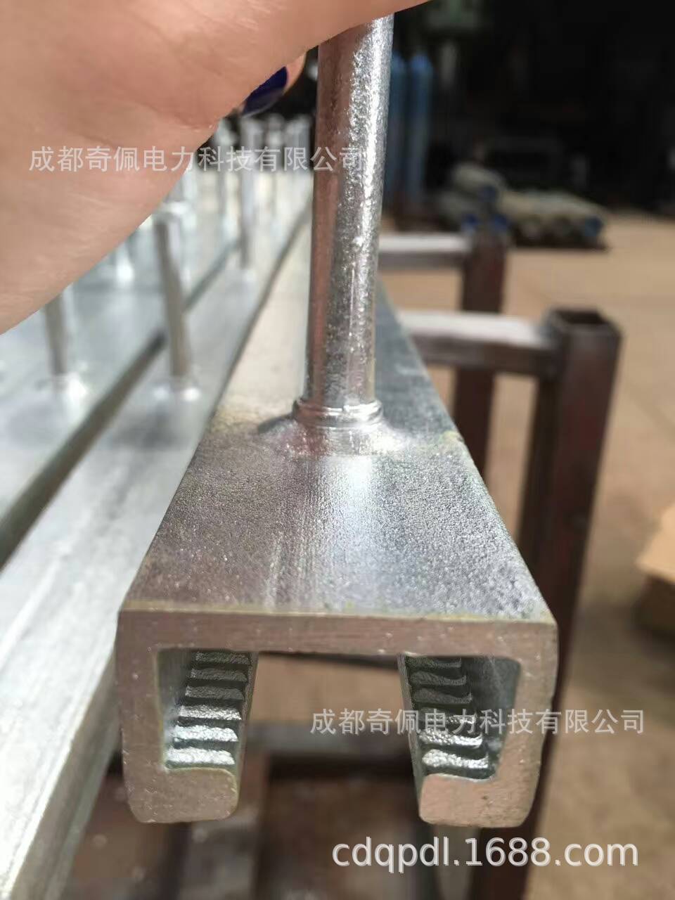 四川 38/23带齿哈芬槽 地下综合管廊预埋槽