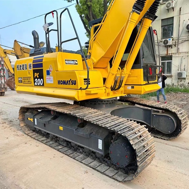 Exportación de Libia de segunda mano Komatsu PC200 - 8 PC450 - 8 excavadora en stock suficiente garantía de calidad