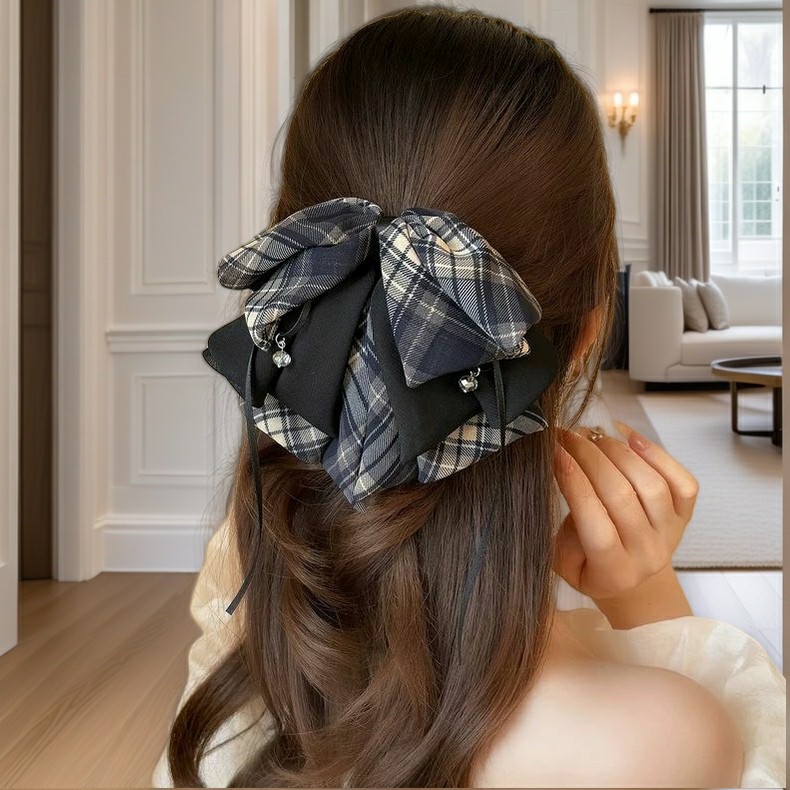 Vintage-Style Snow Textile Hairpin with Pendant Bowknot for Women, Ponytail Hair Clip for the Back of the Head, Half-Tied Hair Accessory with Elegant Style