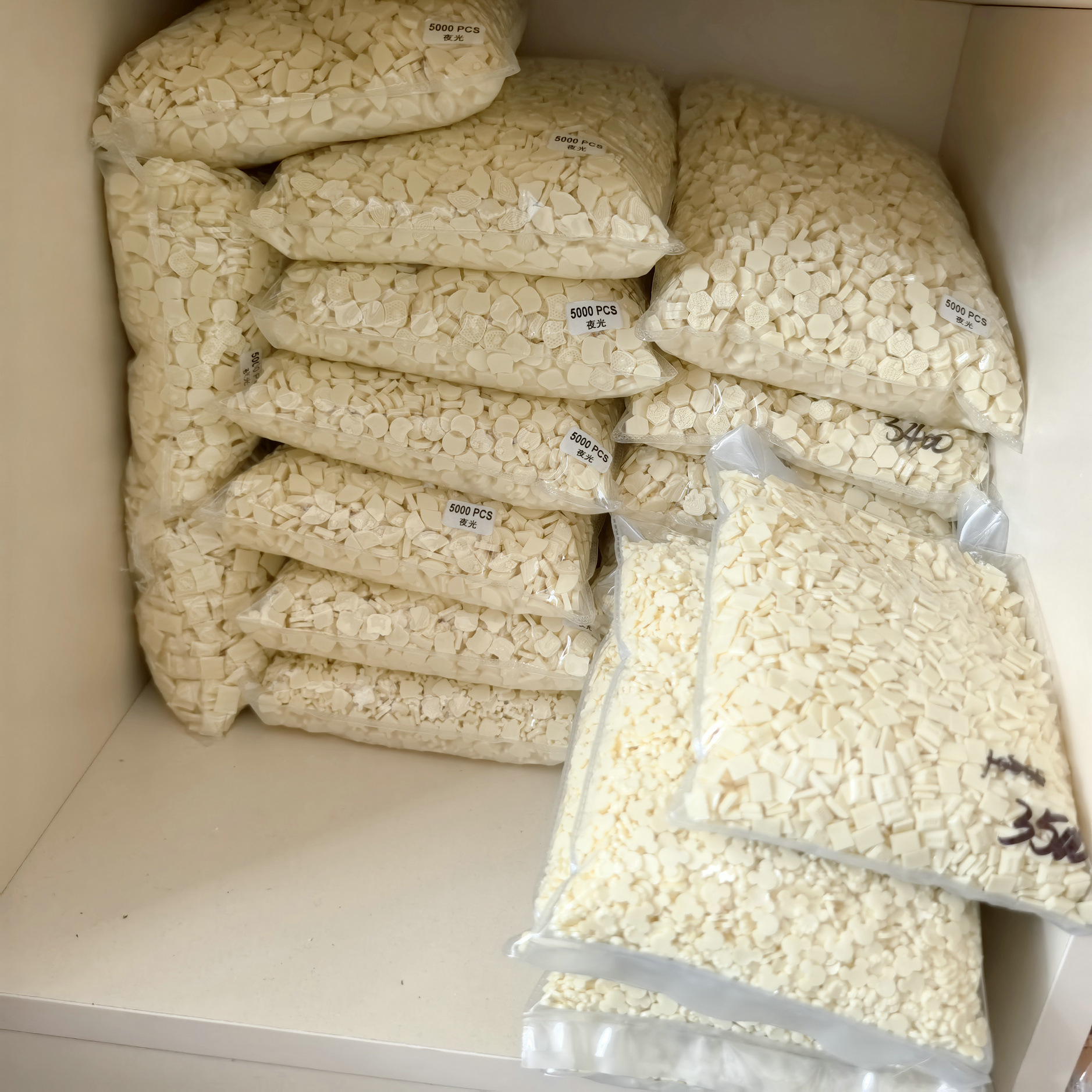 食玩巧克力树脂美甲饰品配件长期现货0008